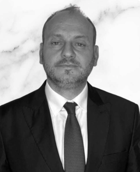 Prof. Kristo Papa – Profesor i Asociuar i Kirurgjisë Kardiotorakale, Universiteti Luarasi, Shqipëri